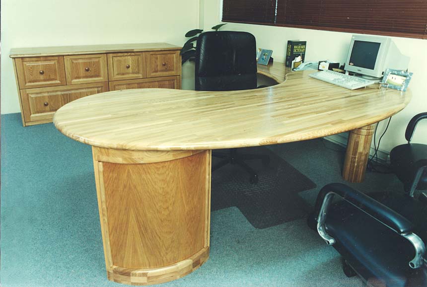 OFFICES & RECEPTIONS - Executive Furniture - European Ash